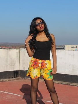 Shorts con stampa africana in stampa Ankara gialla - Shorts da festival