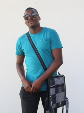 Bolso de hombro con estampado africano en Ankara blanco negro