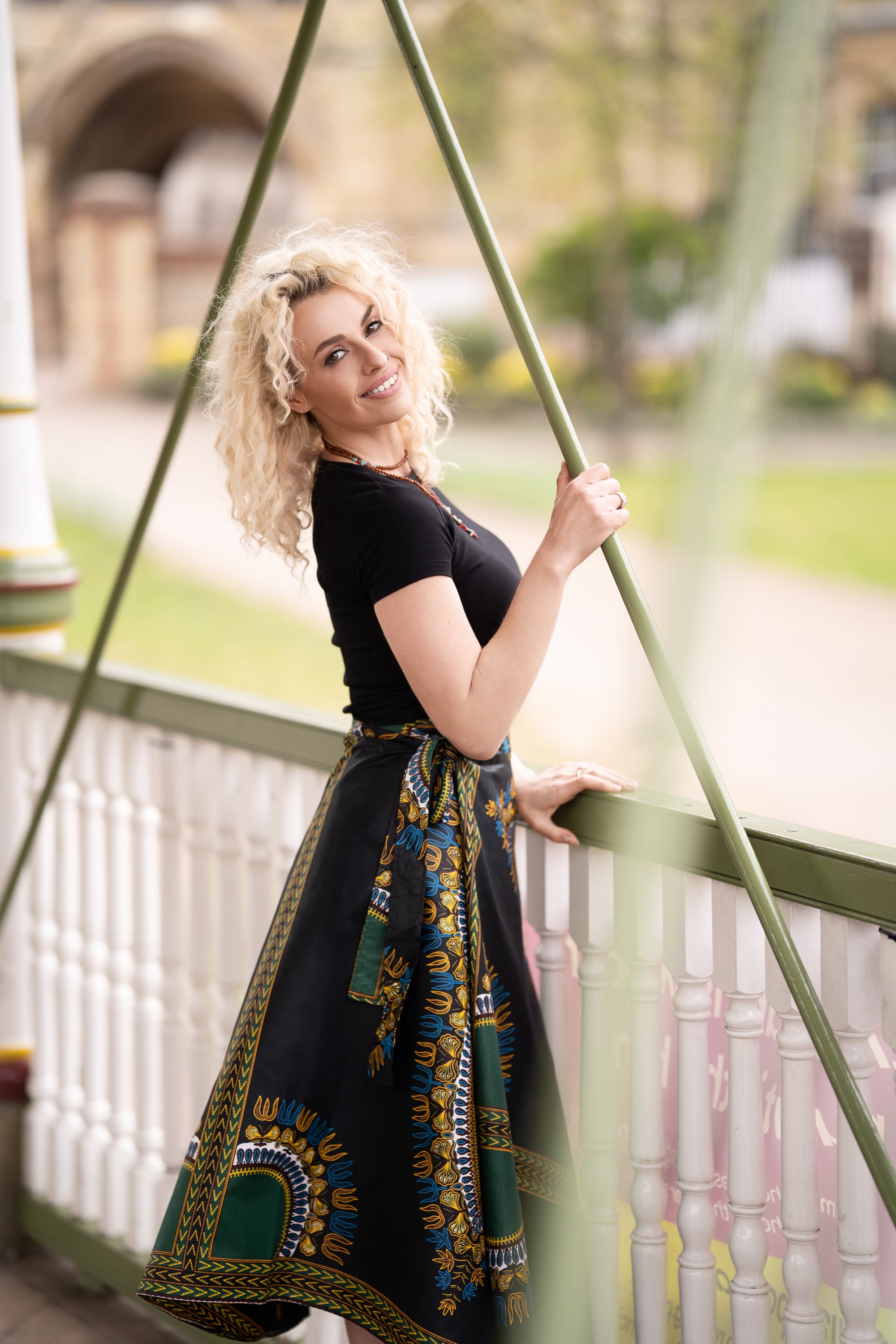 Black dashiki maxi outlet skirt