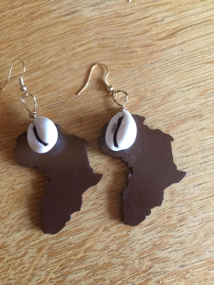 Africa Earrings with Cowrie Shell Made with Recycled Wood - Continent Clothing 