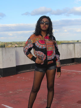 Afrikanische Bomberjacke im schwarzen Dashiki-Druck - Festivaljacke