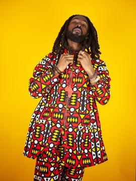 Chaqueta con capucha africana en Sumaka roja eléctrica