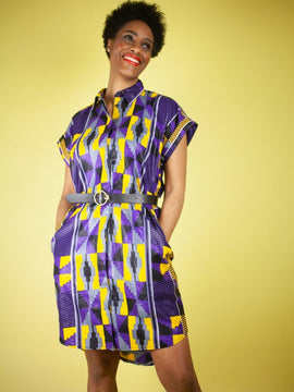 Afrikanische Kleid In erstaunlichen Kente