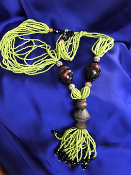 Afrikanische Statement Halskette mit Masai Perlenarbeit