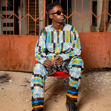 Abbinamento abito africano in rosso Samakaka