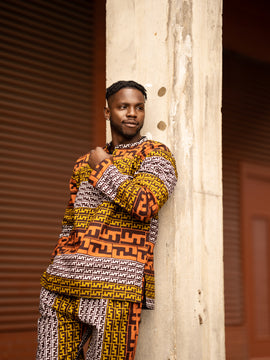 Camisa con estampado africano en tela de barro