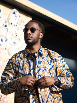 Camisa africana de gran tamaño en naranja dorado